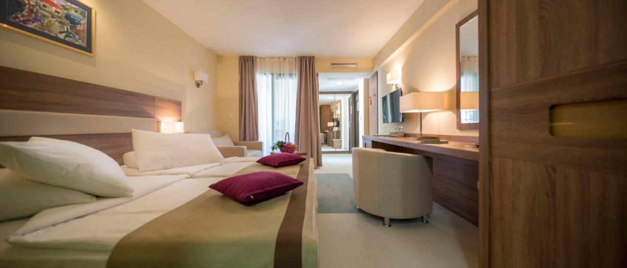 Park 4* Makarska